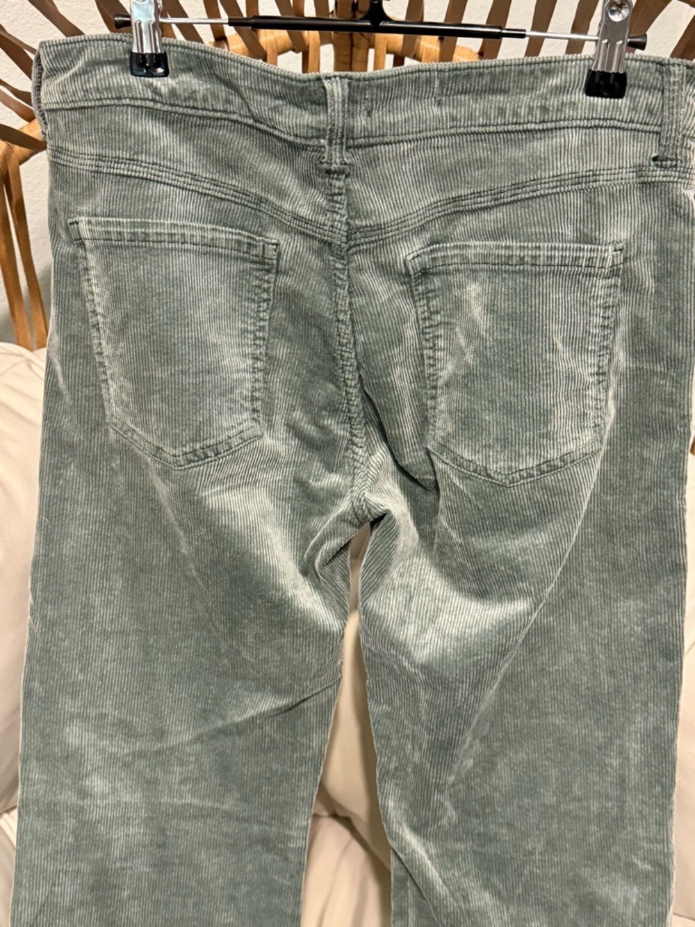 RARE ✨Anthro x Pilcro Essential Flare Mid-Rise Studded Corduroy Jeans ✨ NWOT 28 - Picture 11 of 15